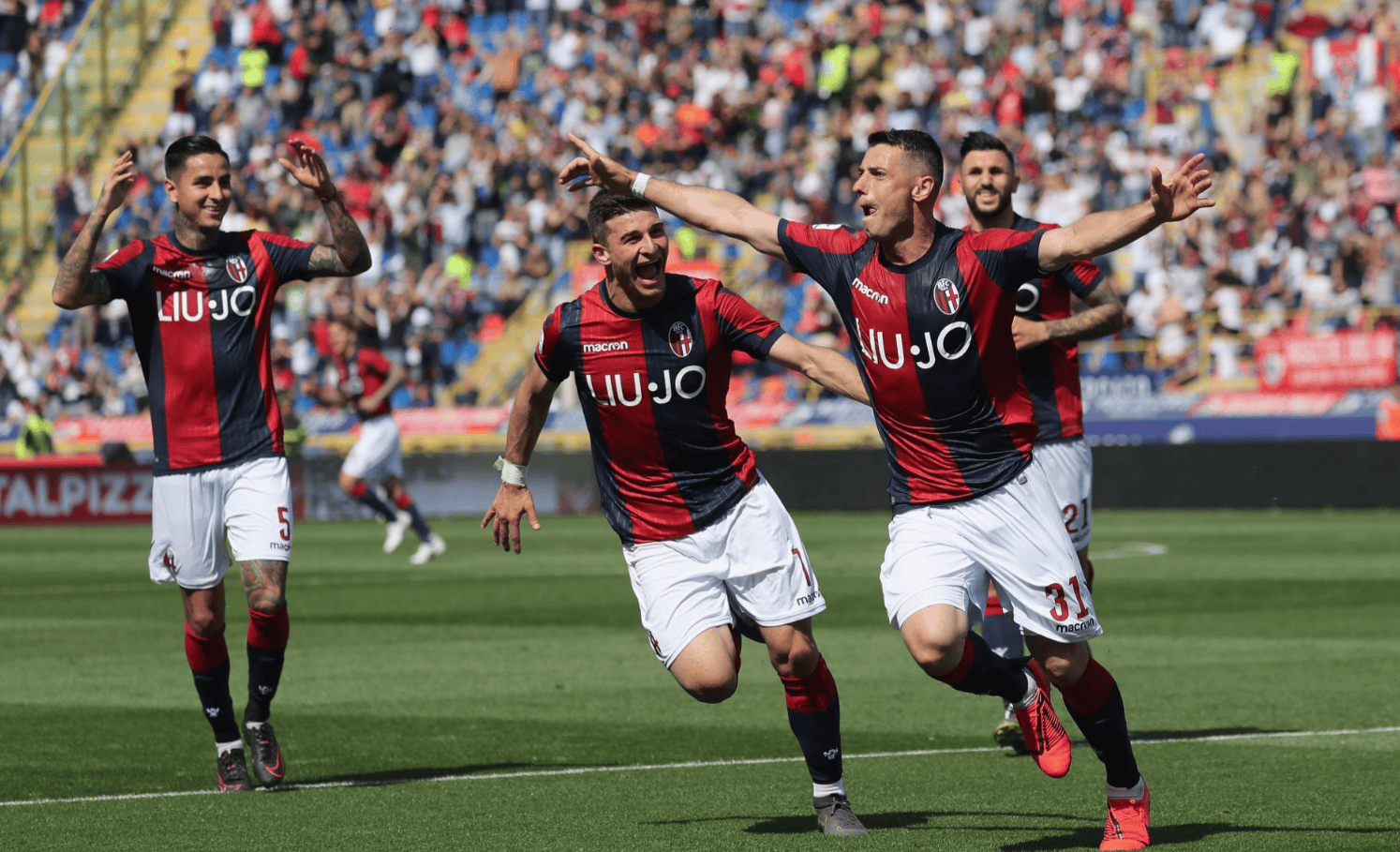 九游体育-AC米兰发布备战花絮；今夜内部沟通；意甲任务艰巨；资深球员宣示担当(芙蓉帐暖by李寂v5)