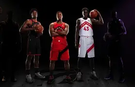 西亚卡姆在中国队比赛中官方发布新规利物浦完成体检备战社区盾之后，曼联外线爆发备战中超的简单介绍